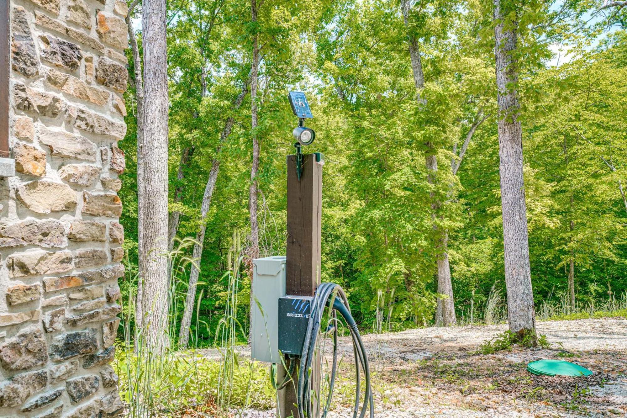 Cozy Steelville Retreat River And Trail Access! المظهر الخارجي الصورة